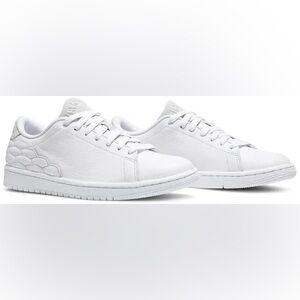 FINAL SALE 🏷️ Air Jordan 1 Centre Court 👟
Jordan lifestyle mid-top sneakers